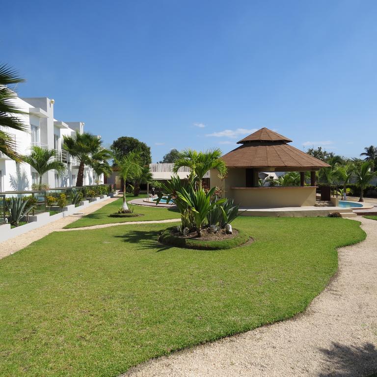 Lua Hotel Чампотон Экстерьер фото